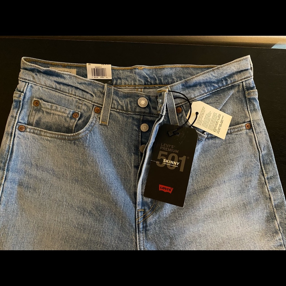 NWT Levi’s 501 Skinny High Rise button fly jeans